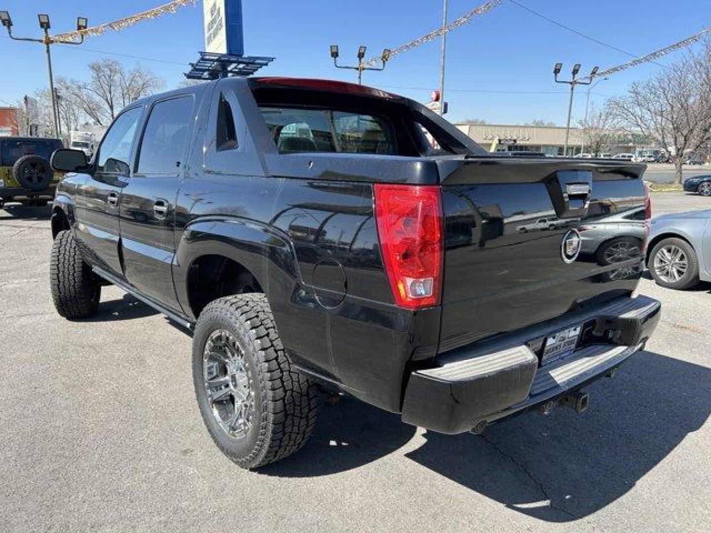 2004 Black Raven /Shale Cadillac Escalade EXT (3GYEK62N14G) with an 8 6.0L engine, Automatic transmission, located at 3240 Washington Blvd., Ogden, 84401, (801) 621-7177, 41.204967, -111.969994 - Photo#6