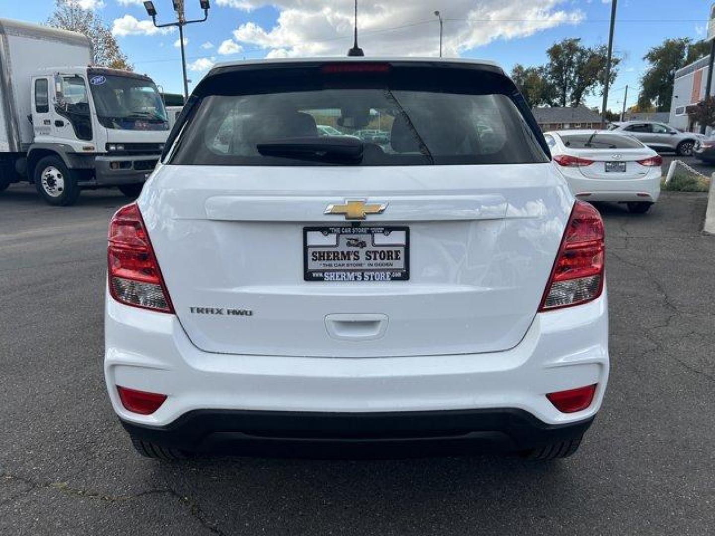 2020 Summit White /Jet Black Chevrolet Trax (KL7CJNSB7LB) with an 4 1.4L engine, Automatic transmission, located at 3240 Washington Blvd., Ogden, 84401, (801) 621-7177, 41.204967, -111.969994 - Discover the perfect blend of style, efficiency, and versatility with this 2020 Chevrolet Trax! Ideal for city driving and weekend getaways, this compact SUV offers a spacious interior, advanced technology, and a smooth ride.*Key Features:* * *Mileage:* 50153 * *Engine:* 1.4L Turbocharged 4-cylind - Photo#5