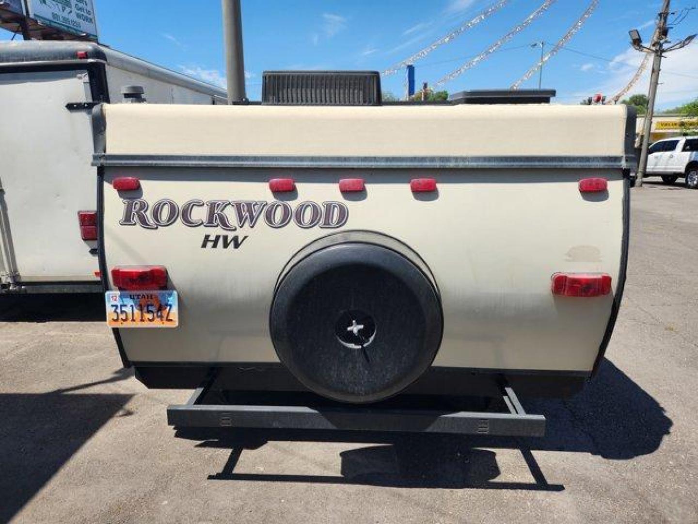 2016 TAN /NEUTRAL FOREST RIVER ROCKWOOD (4X4CPR412GC) , Other transmission, located at 3240 Washington Blvd., Ogden, 84401, (801) 621-7177, 41.204967, -111.969994 - Photo#5