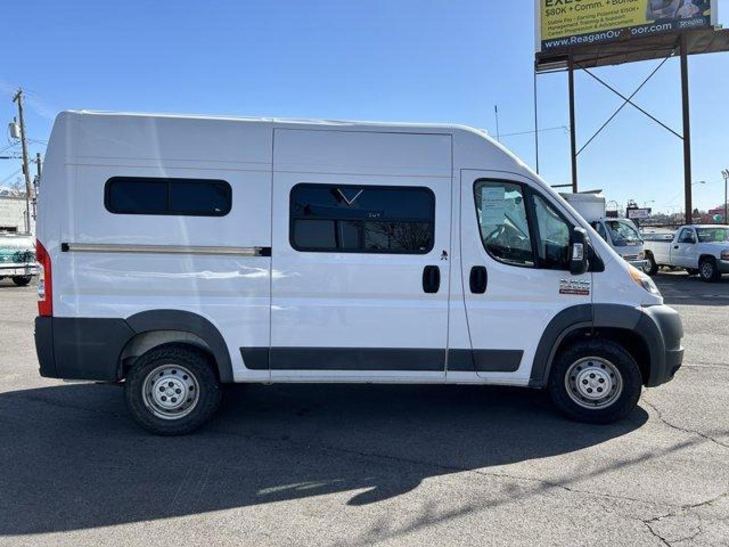 2018 Bright White Clearcoat /Black Ram ProMaster Cargo Van (3C6TRVBG8JE) with an 6 3.6 L engine, Automatic transmission, located at 3240 Washington Blvd., Ogden, 84401, (801) 621-7177, 41.204967, -111.969994 - Photo#3