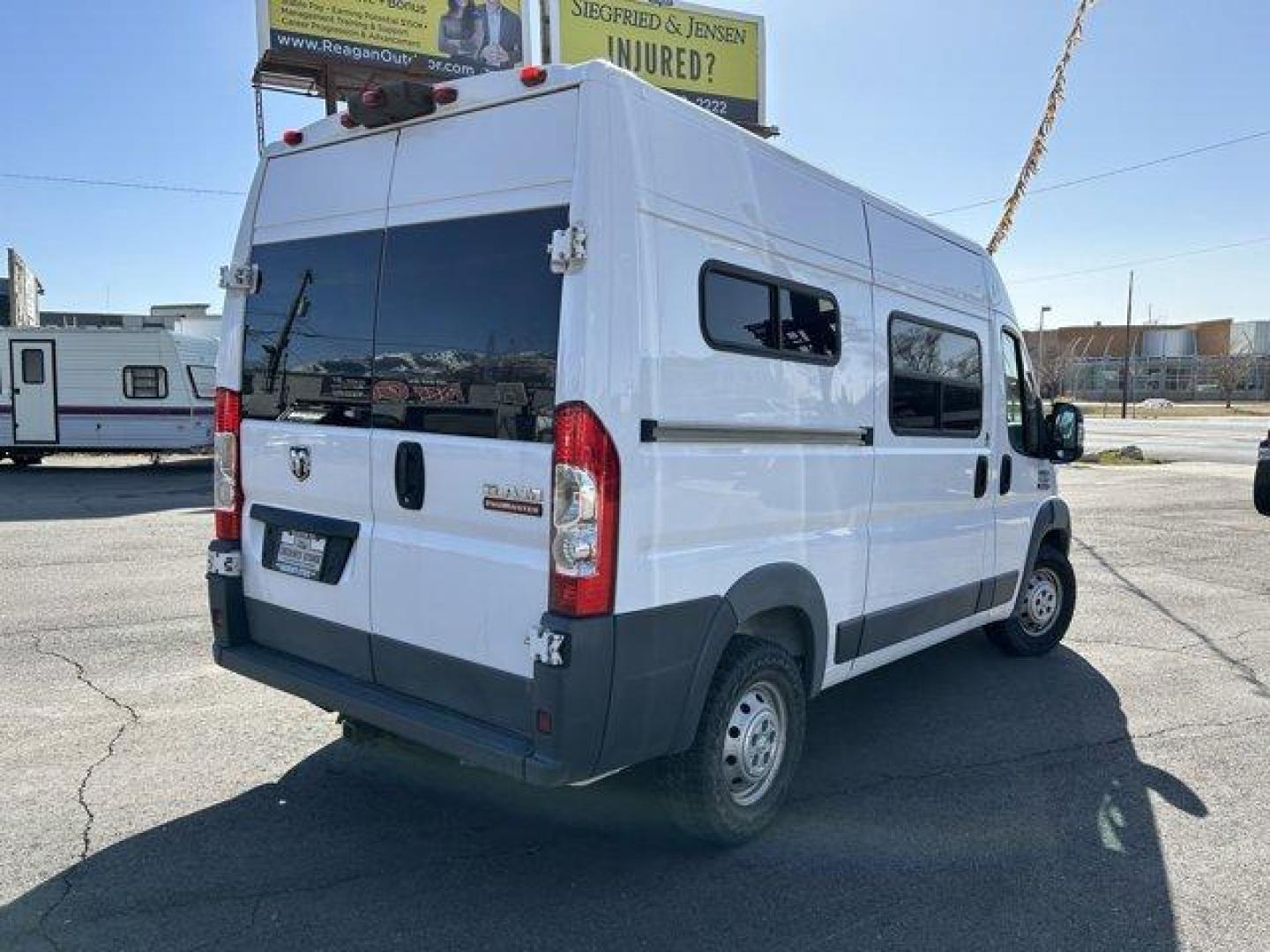 2018 Bright White Clearcoat /Black Ram ProMaster Cargo Van (3C6TRVBG8JE) with an 6 3.6 L engine, Automatic transmission, located at 3240 Washington Blvd., Ogden, 84401, (801) 621-7177, 41.204967, -111.969994 - Photo#4