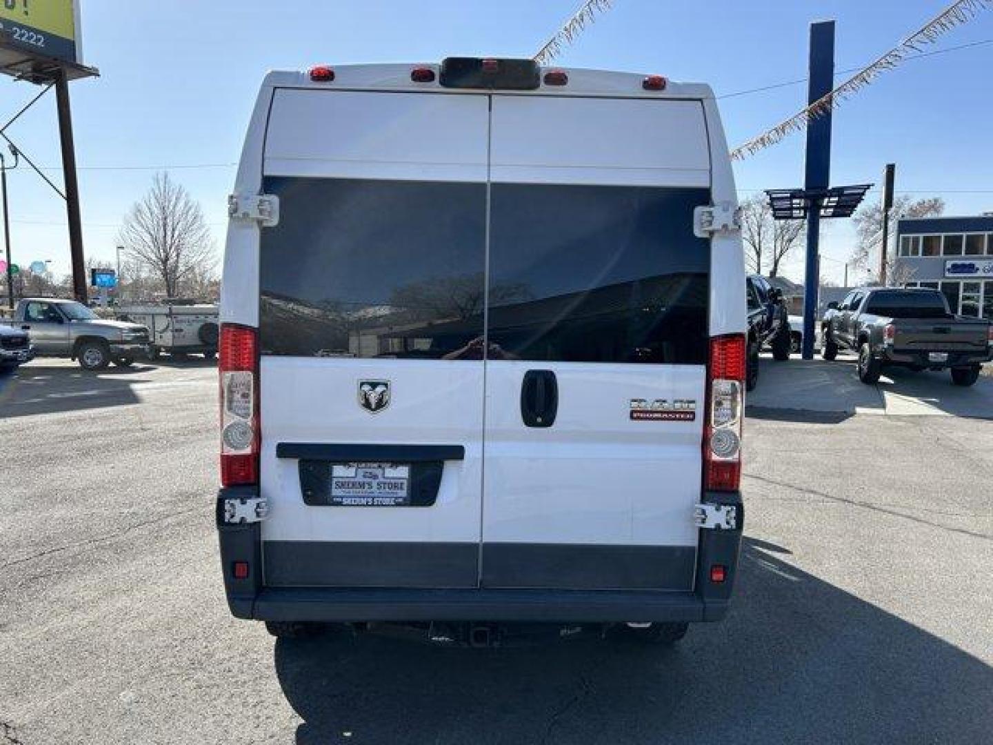 2018 Bright White Clearcoat /Black Ram ProMaster Cargo Van (3C6TRVBG8JE) with an 6 3.6 L engine, Automatic transmission, located at 3240 Washington Blvd., Ogden, 84401, (801) 621-7177, 41.204967, -111.969994 - Photo#5