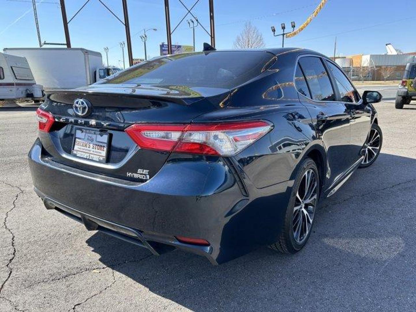 2018 Toyota Camry (4T1B21HK4JU) with an 4 2.5 L engine, Variable transmission, located at 3240 Washington Blvd., Ogden, 84401, (801) 621-7177, 41.204967, -111.969994 - Photo#4