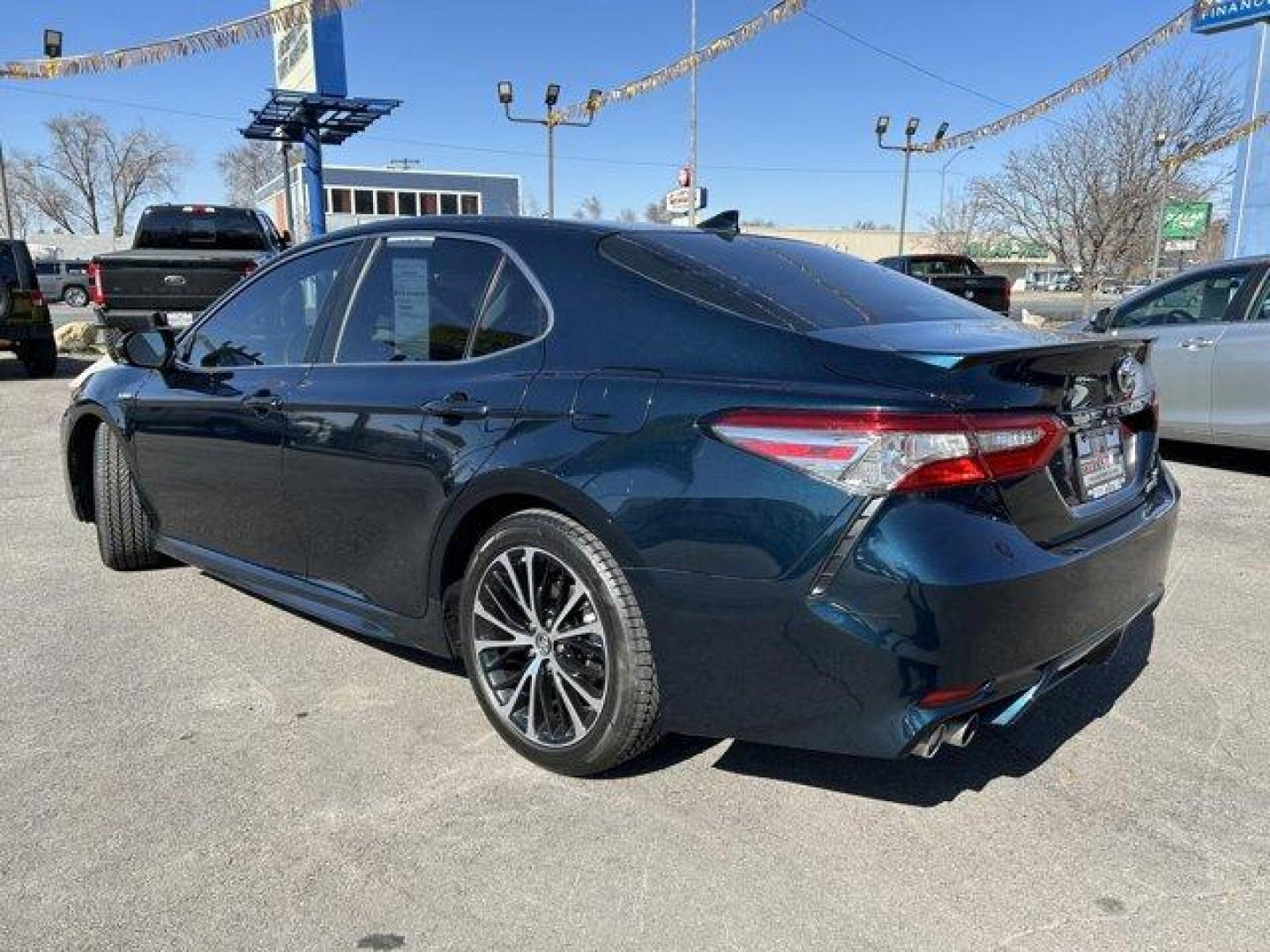 2018 Toyota Camry (4T1B21HK4JU) with an 4 2.5 L engine, Variable transmission, located at 3240 Washington Blvd., Ogden, 84401, (801) 621-7177, 41.204967, -111.969994 - Photo#6