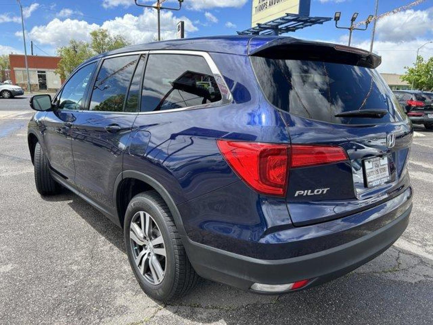 2017 Honda Pilot (5FNYF6H56HB) with an 6 3.5 L engine, Automatic transmission, located at 3240 Washington Blvd., Ogden, 84401, (801) 621-7177, 41.204967, -111.969994 - Photo#6