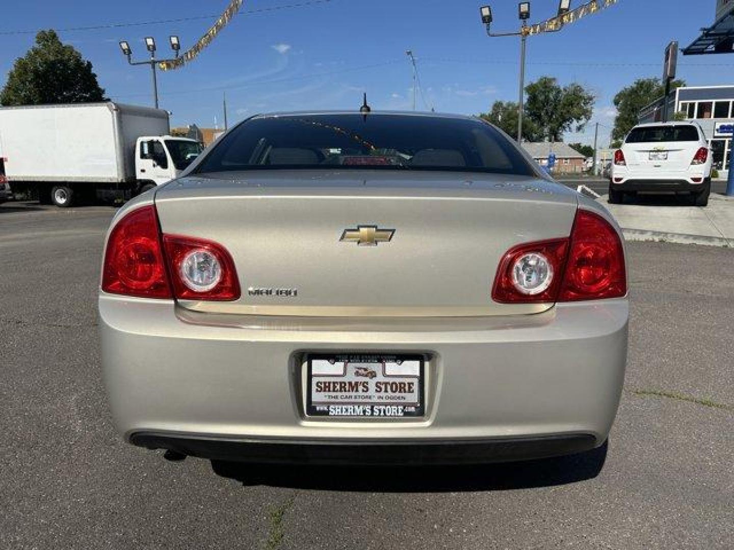 2011 Gold Mist Metallic /Cocoa/Cashmere Chevrolet Malibu (1G1ZB5E18BF) with an 4 2.4L engine, Automatic transmission, located at 3240 Washington Blvd., Ogden, 84401, (801) 621-7177, 41.204967, -111.969994 - Photo#5