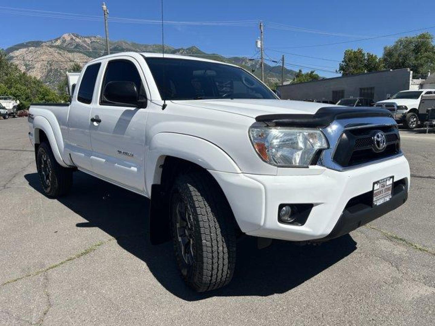 2015 Toyota Tacoma (5TFUU4ENXFX) with an 6 4.0 L engine, Automatic transmission, located at 3240 Washington Blvd., Ogden, 84401, (801) 621-7177, 41.204967, -111.969994 - Photo#2