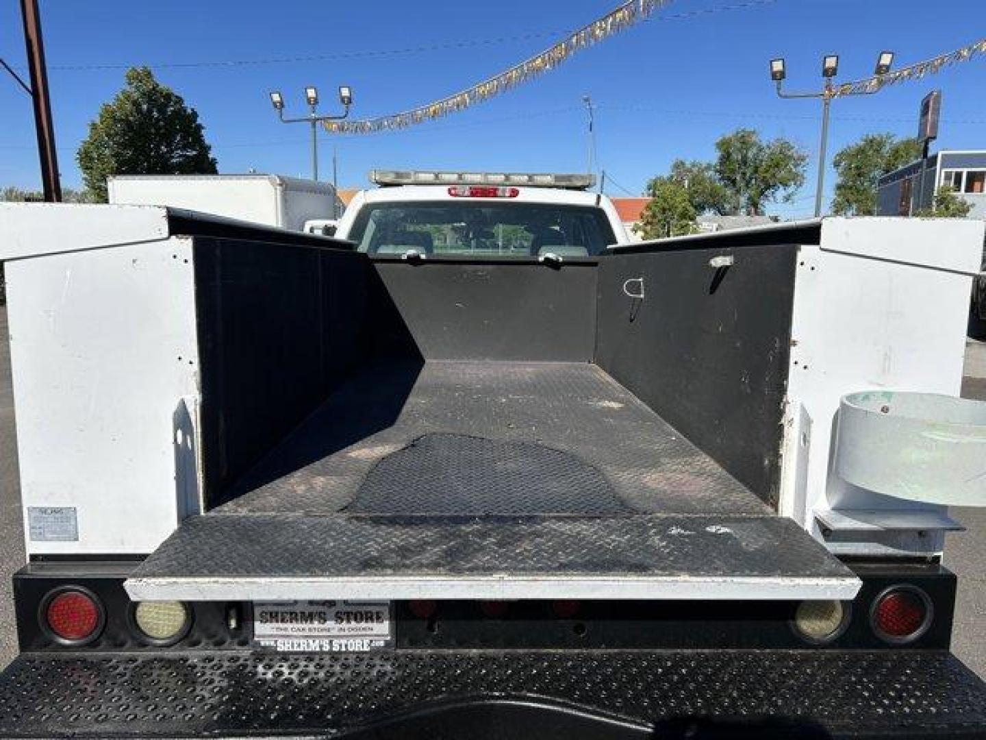 2010 Summit White /Dark Titanium Chevrolet Silverado 3500HD (1GB5KZBK0AZ) with an 8 6.0L engine, Automatic transmission, located at 3240 Washington Blvd., Ogden, 84401, (801) 621-7177, 41.204967, -111.969994 - *2010 Chevrolet Silverado 3500HD 4WD Ext Cab 157.5 SRW Work Truck*Sherm's Store is a family owned and operated independent auto dealer that has become a household name serving Utah for over 50 years! We specialize in excellent condition, pre-owned vehicles. Here at Sherm's, we never mark up interest - Photo#9