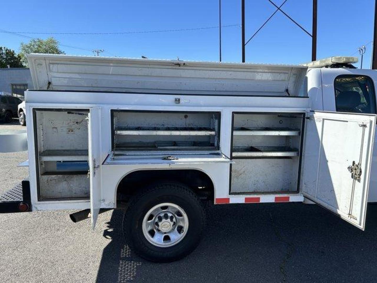 2010 Summit White /Dark Titanium Chevrolet Silverado 3500HD (1GB5KZBK0AZ) with an 8 6.0L engine, Automatic transmission, located at 3240 Washington Blvd., Ogden, 84401, (801) 621-7177, 41.204967, -111.969994 - *2010 Chevrolet Silverado 3500HD 4WD Ext Cab 157.5 SRW Work Truck*Sherm's Store is a family owned and operated independent auto dealer that has become a household name serving Utah for over 50 years! We specialize in excellent condition, pre-owned vehicles. Here at Sherm's, we never mark up interest - Photo#10