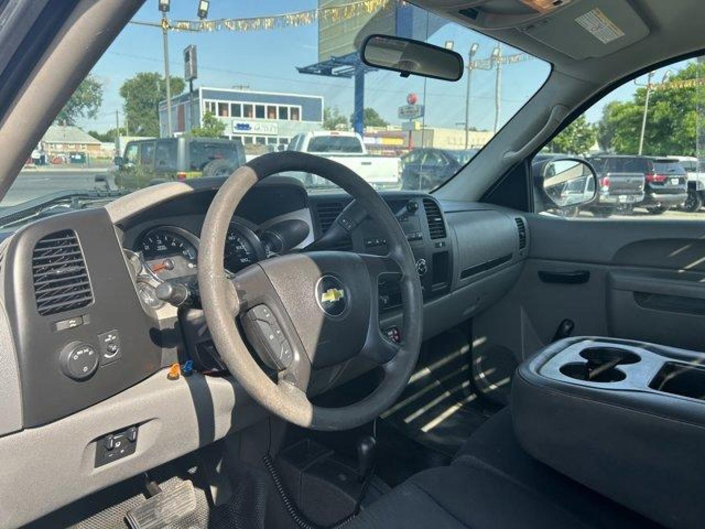 2012 Summit White /Dark Titanium Chevrolet Silverado 2500HD (1GC0KVCG8CZ) with an 8 6.0L engine, Automatic transmission, located at 3240 Washington Blvd., Ogden, 84401, (801) 621-7177, 41.204967, -111.969994 - Photo#14