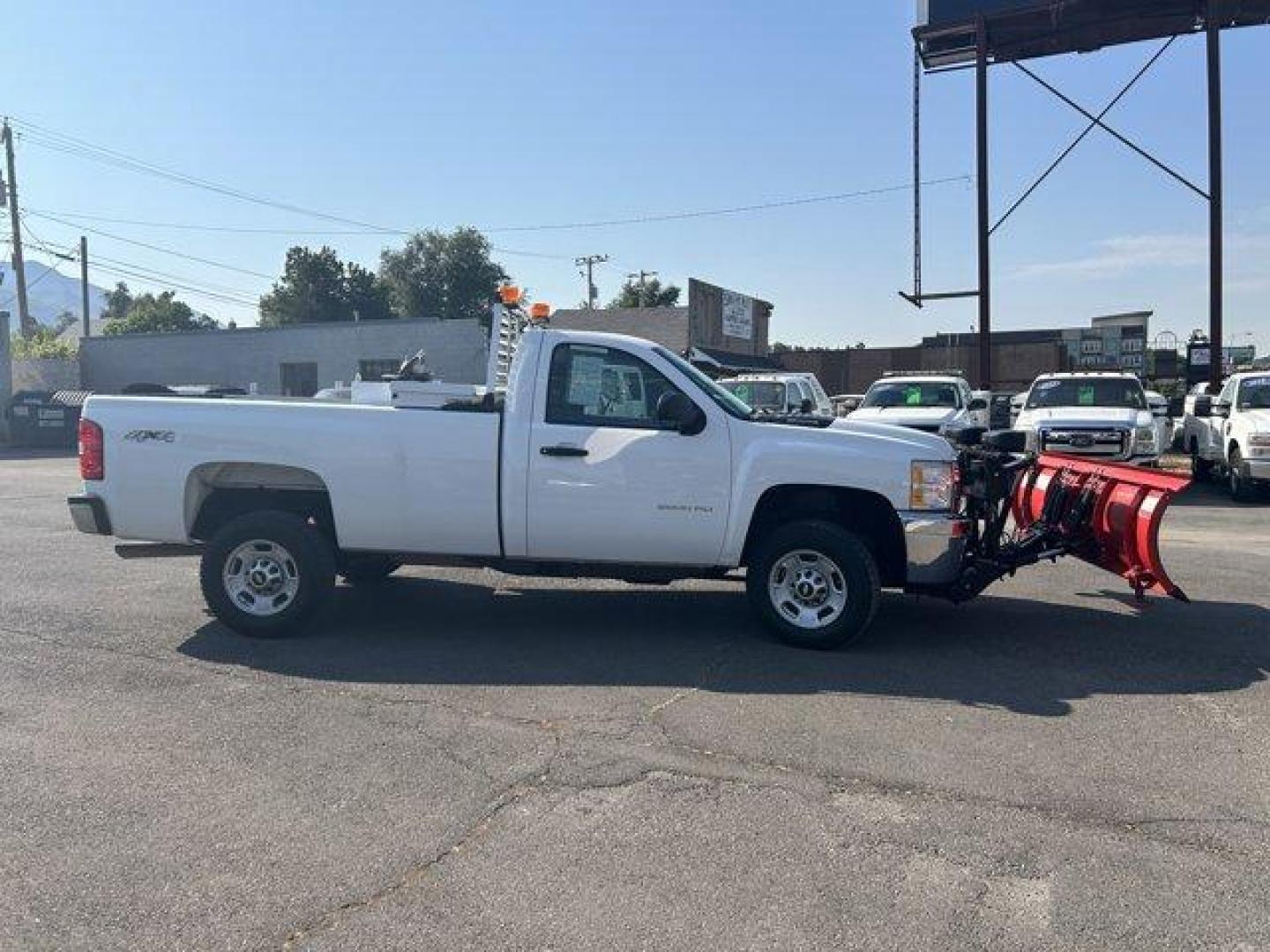 2012 Summit White /Dark Titanium Chevrolet Silverado 2500HD (1GC0KVCG8CZ) with an 8 6.0L engine, Automatic transmission, located at 3240 Washington Blvd., Ogden, 84401, (801) 621-7177, 41.204967, -111.969994 - Photo#3