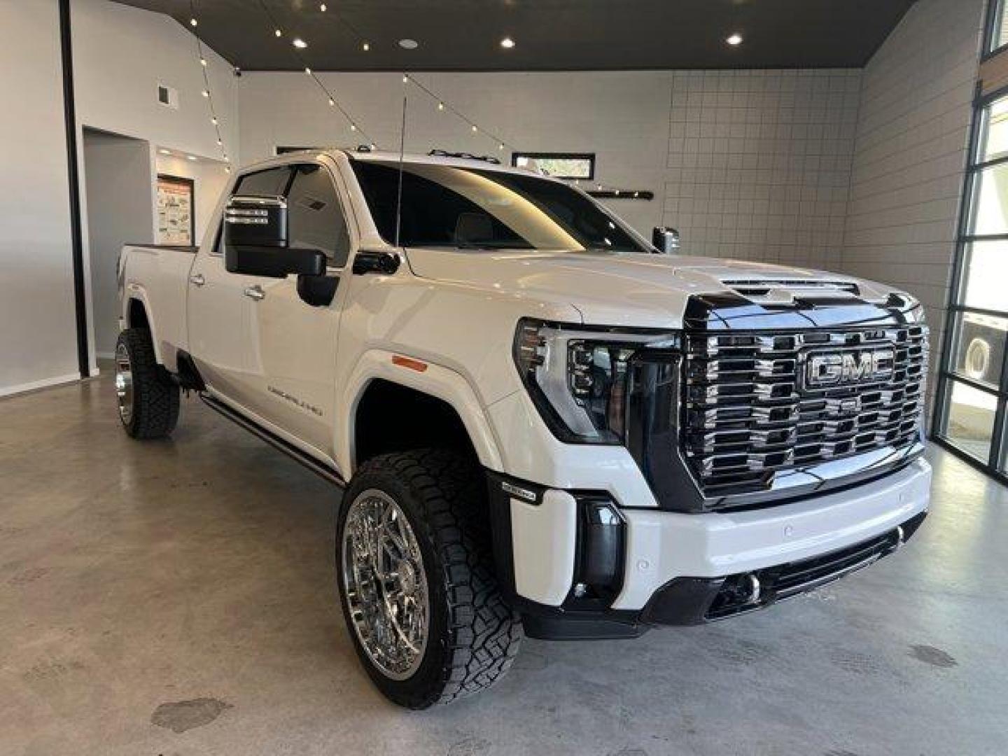 2024 White Frost Tricoat /Alpine Umber GMC Sierra 3500HD (1GT49YEY3RF) with an 8 6.6L engine, Automatic transmission, located at 3240 Washington Blvd., Ogden, 84401, (801) 621-7177, 41.204967, -111.969994 - *2024 GMC Sierra 3500HD 4WD Crew Cab Denali Ultimate*Sherm's Store is a family owned and operated independent auto dealer that has become a household name serving Utah for over 50 years! We specialize in excellent condition, pre-owned vehicles. Here at Sherm's, we never mark up interest rates! This - Photo#0