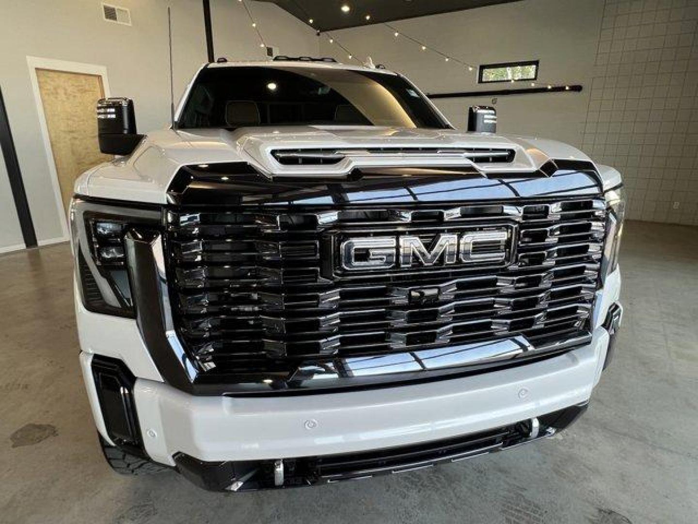 2024 White Frost Tricoat /Alpine Umber GMC Sierra 3500HD (1GT49YEY3RF) with an 8 6.6L engine, Automatic transmission, located at 3240 Washington Blvd., Ogden, 84401, (801) 621-7177, 41.204967, -111.969994 - *2024 GMC Sierra 3500HD 4WD Crew Cab Denali Ultimate*Sherm's Store is a family owned and operated independent auto dealer that has become a household name serving Utah for over 50 years! We specialize in excellent condition, pre-owned vehicles. Here at Sherm's, we never mark up interest rates! This - Photo#11