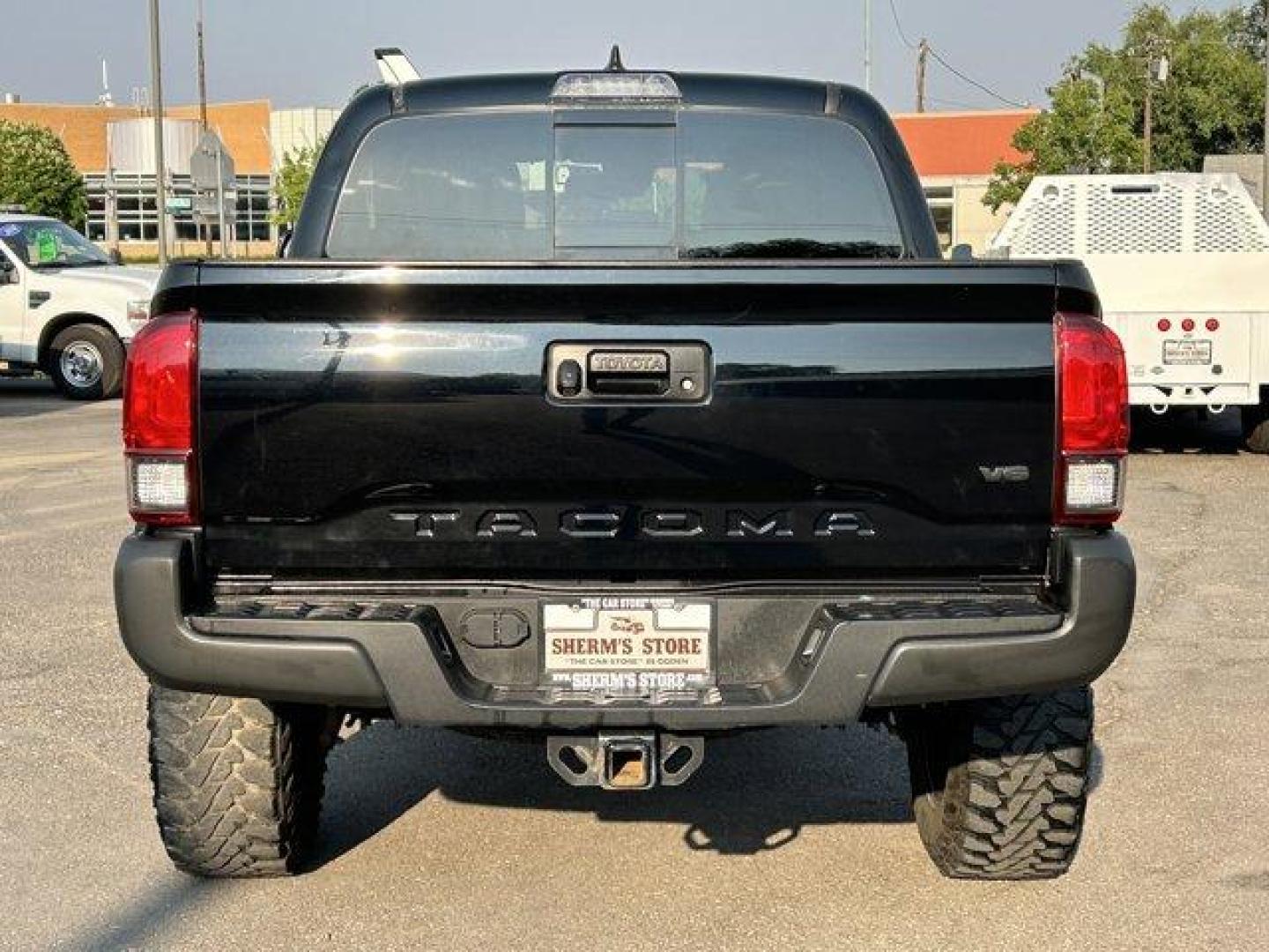 2018 Toyota Tacoma (3TMCZ5AN1JM) with an 6 3.5 L engine, Automatic transmission, located at 3240 Washington Blvd., Ogden, 84401, (801) 621-7177, 41.204967, -111.969994 - *2018 Toyota Tacoma TRD Off Road Double Cab 5' Bed V6 4x4 AT*Sherm's Store is a family owned and operated independent auto dealer that has become a household name serving Utah for over 50 years! We specialize in excellent condition, pre-owned vehicles. Here at Sherm's, we never mark up interest rate - Photo#5