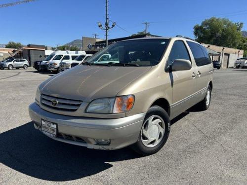 2001 Toyota Sienna XLE