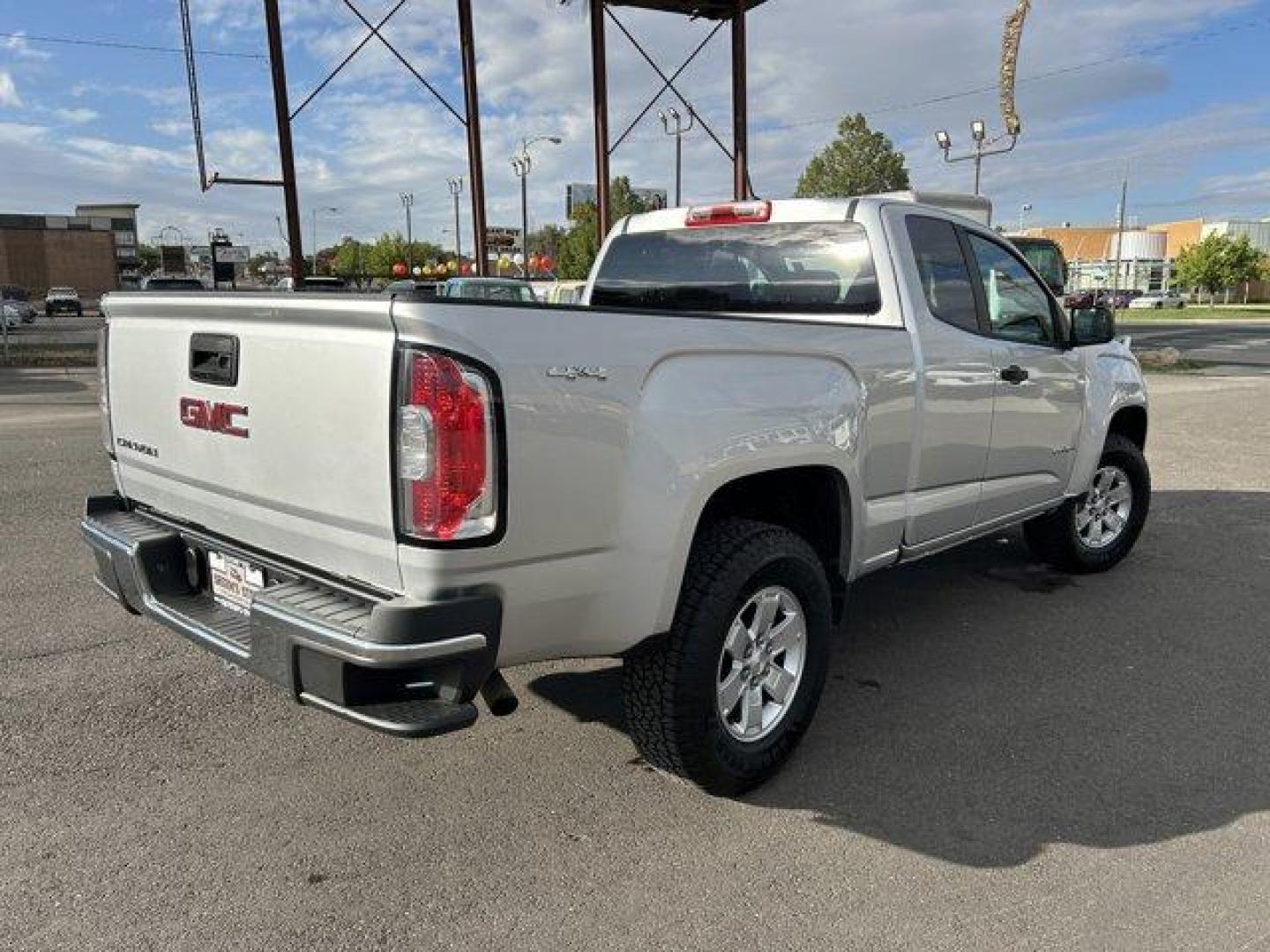 2016 Quicksilver Metallic /Jet Black/Dark Ash GMC Canyon (1GTH6BEA8G1) with an 4 2.5L engine, Automatic transmission, located at 3240 Washington Blvd., Ogden, 84401, (801) 621-7177, 41.204967, -111.969994 - *2016 GMC Canyon 4WD Ext Cab*This Canyon is a great truck! It has simplistic features like automatic headlights, power seat movement and power locks!*Four wheel drive* with an extended cab. Great for someone looking for a nice sleek truck to buy!*Low Milage: 38,699*Sherm's Store is a family owned an - Photo#4