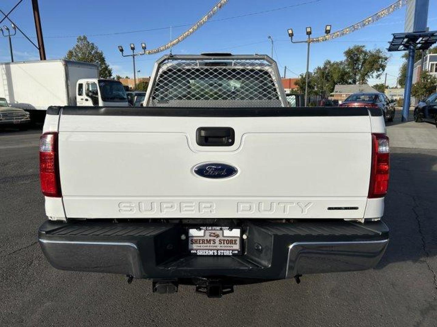 2015 White /gray Ford Super Duty F-250 SRW (1FTBF2B65FE) with an 8 6.2L engine, Automatic transmission, located at 3240 Washington Blvd., Ogden, 84401, (801) 621-7177, 41.204967, -111.969994 - *2015 Ford Super Duty F-250*Command the jobsite in this rock solid *4wd Super Duty with the 6.2L V8 engine!*This super clean truck is outfitted with vinyl seats, cruise control, power windows, locks, and mirrors! It also includes CD player with AUX input, running boards, tow package, spray-in bead l - Photo#5