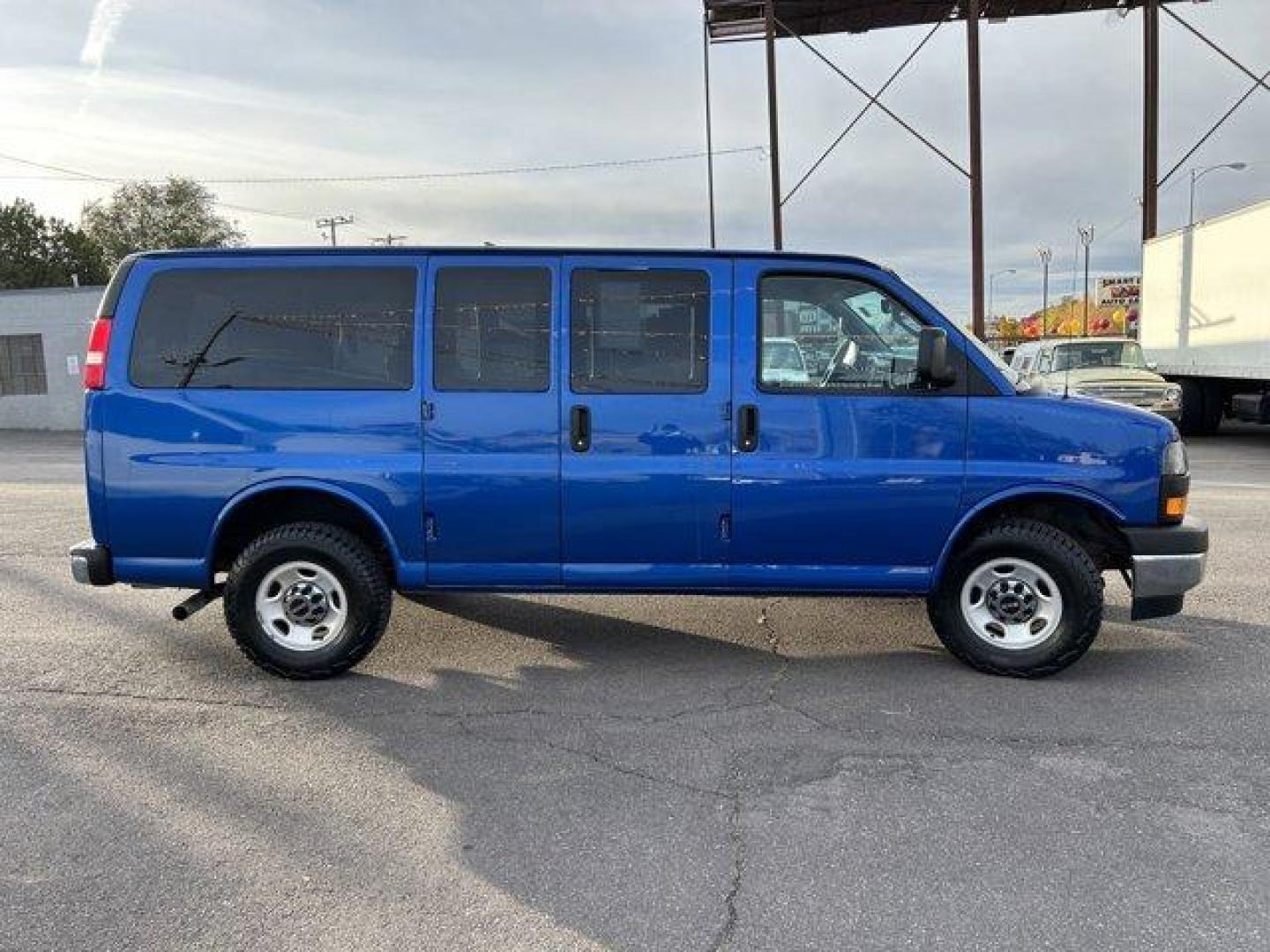 2020 Marine Blue Metallic /Medium Pewter GMC Savana Passenger (1GJZ7MFG9L1) with an 8 6.0L engine, Automatic transmission, located at 3240 Washington Blvd., Ogden, 84401, (801) 621-7177, 41.204967, -111.969994 - Photo#3