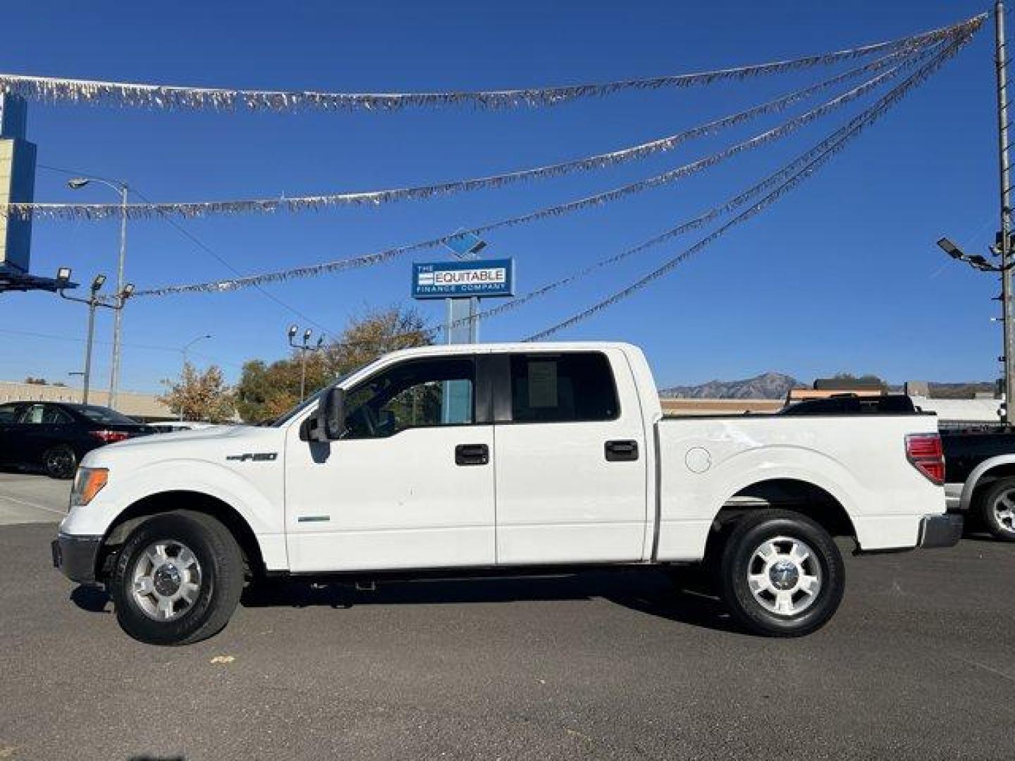 2013 White /gray Ford F-150 (1FTFW1CTXDF) with an 6 3.5L engine, Automatic transmission, located at 3240 Washington Blvd., Ogden, 84401, (801) 621-7177, 41.204967, -111.969994 - *2013 Ford F-150 XLT 2WD SuperCrew 145 EcoBoost*The 2013 Ford F-150 XLT 2WD SuperCrew 145 EcoBoost combines the toughness of a full-size pickup with the efficiency and power of Ford's advanced EcoBoost engine technology. The 145-inch wheelbase and SuperCrew cab offer ample room for passengers and ca - Photo#8