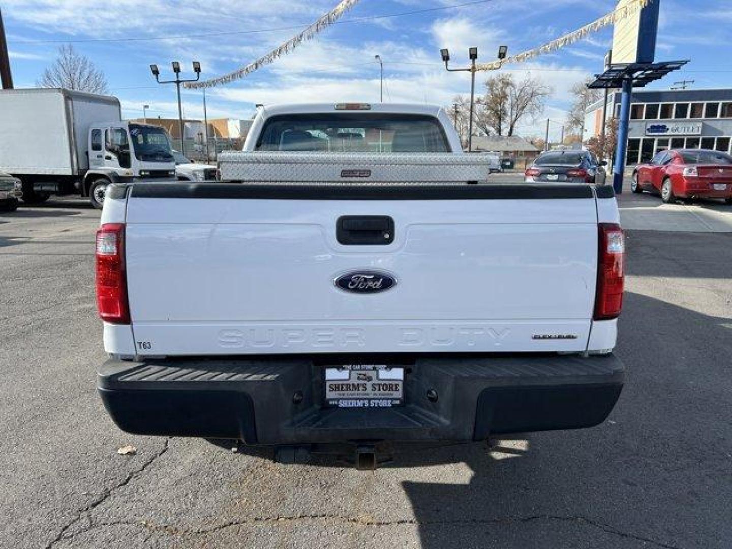 2013 White /gray Ford Super Duty F-250 SRW (1FTBF2B67DE) with an 8 6.2L engine, Automatic transmission, located at 3240 Washington Blvd., Ogden, 84401, (801) 621-7177, 41.204967, -111.969994 - Introducing the*2013 Ford F-250 Super Duty SRW 4WD Regular Cab 137 XL* a true titan of the road that combines raw power, durability, and practicality in a single, commanding package. Designed to conquer tough jobs, this Super Duty pickup is built to perform when you need it most, whether you're haul - Photo#5